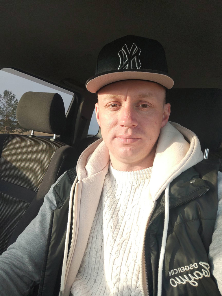 Юрий Антонов
